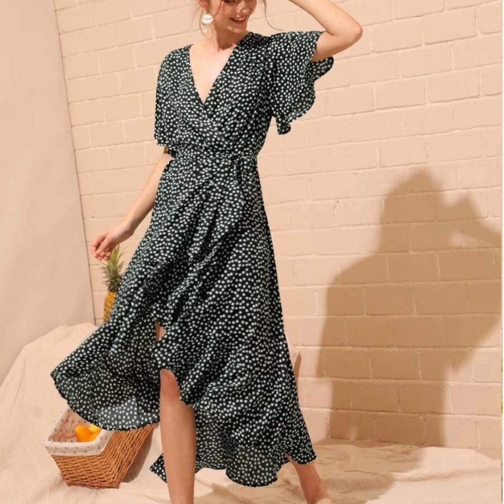 NWOT Floral Print Wrap Dress